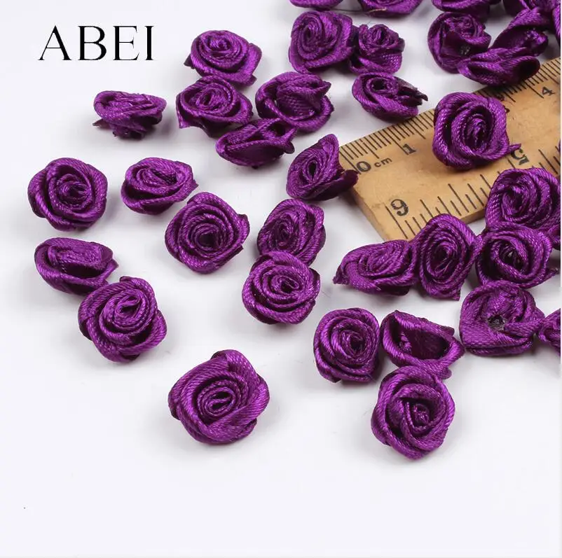 Dark Purple 300 шт 15 мм смешанные цвета маленькая Роза цветок Мини атласная лента ручной работы голова розы свадебные скрапбукинг украшения Одежда Аксессуары - Цвет: Dark Purple