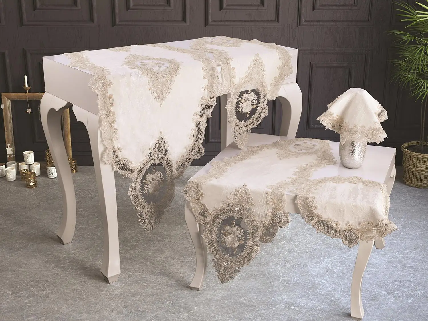 

French Laced Chenille Elite Living Room Set 5 Piece Gold