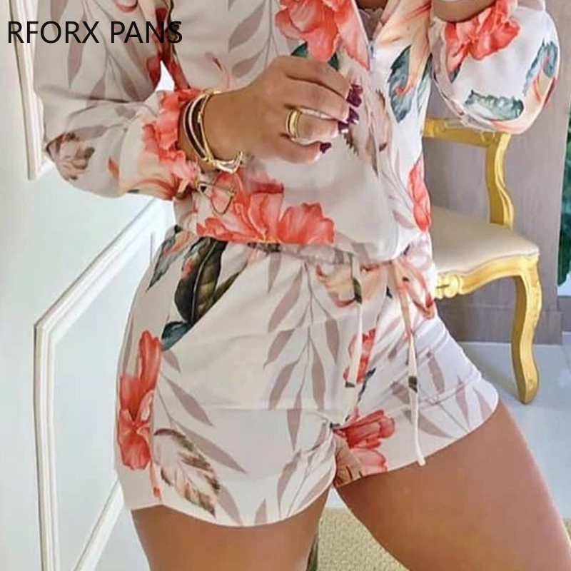

Women Set Floral Print Zipper Design Top & Shorts Set Casual Look for Women 2021