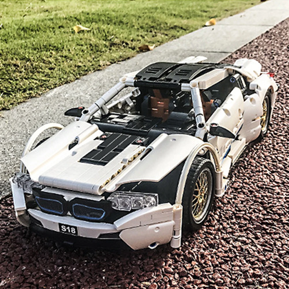 

Кубики для сборки автомобиля, модель автомобиля RSR GTE Moc I8, 1270 шт.