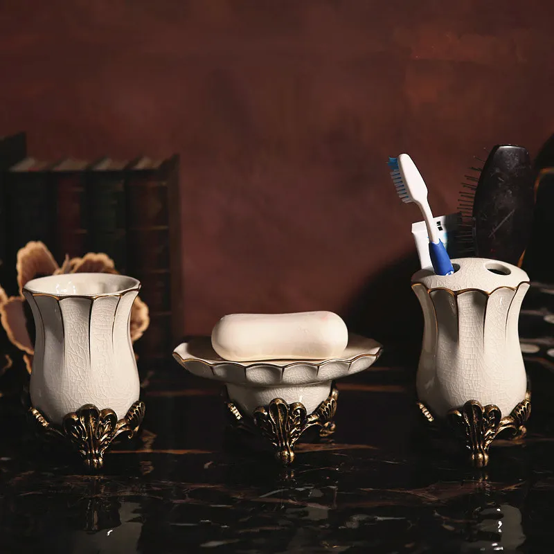 Bathroom Hardware E Роскошная ванная комната зубная щетка чашка мыльница бутылка с диспенсером, европейский стиль керамики набор оборудования для ванны - Цвет: Bathroom Hardware E