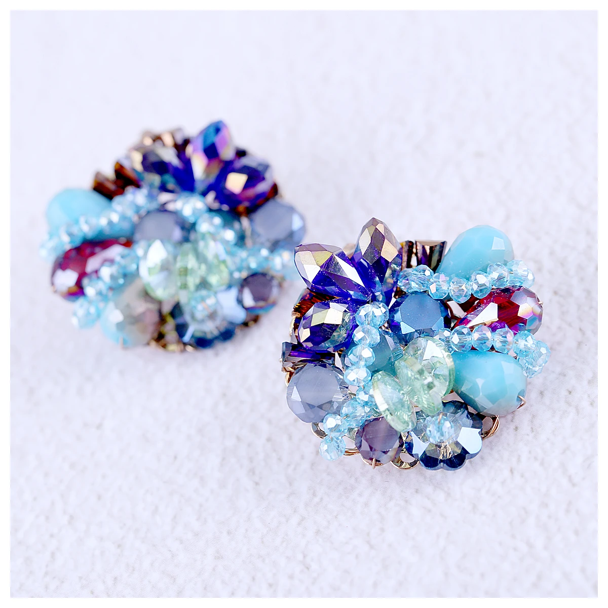 Модные серьги гвоздики с кристаллами для женщин и девушек эффектные ручной