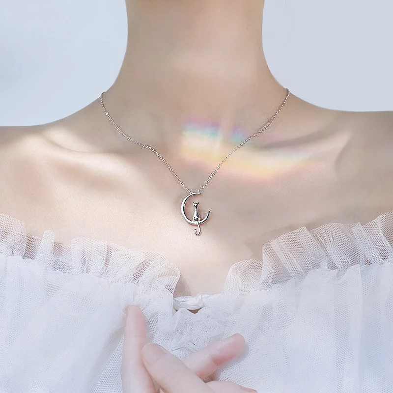 

925 Sterling Silver Cat On The Moon Necklace for Women Simple Temperament All-match Female Short Clavicle Necklace Silver Jewely