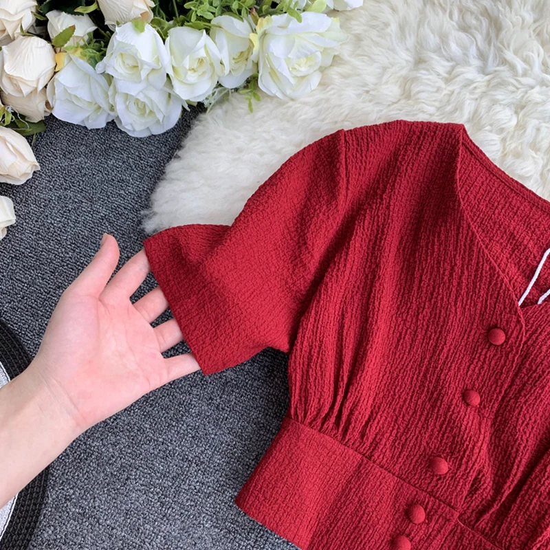 Женский комплект из двух предметов с V образным вырезом и коротким рукавом| |