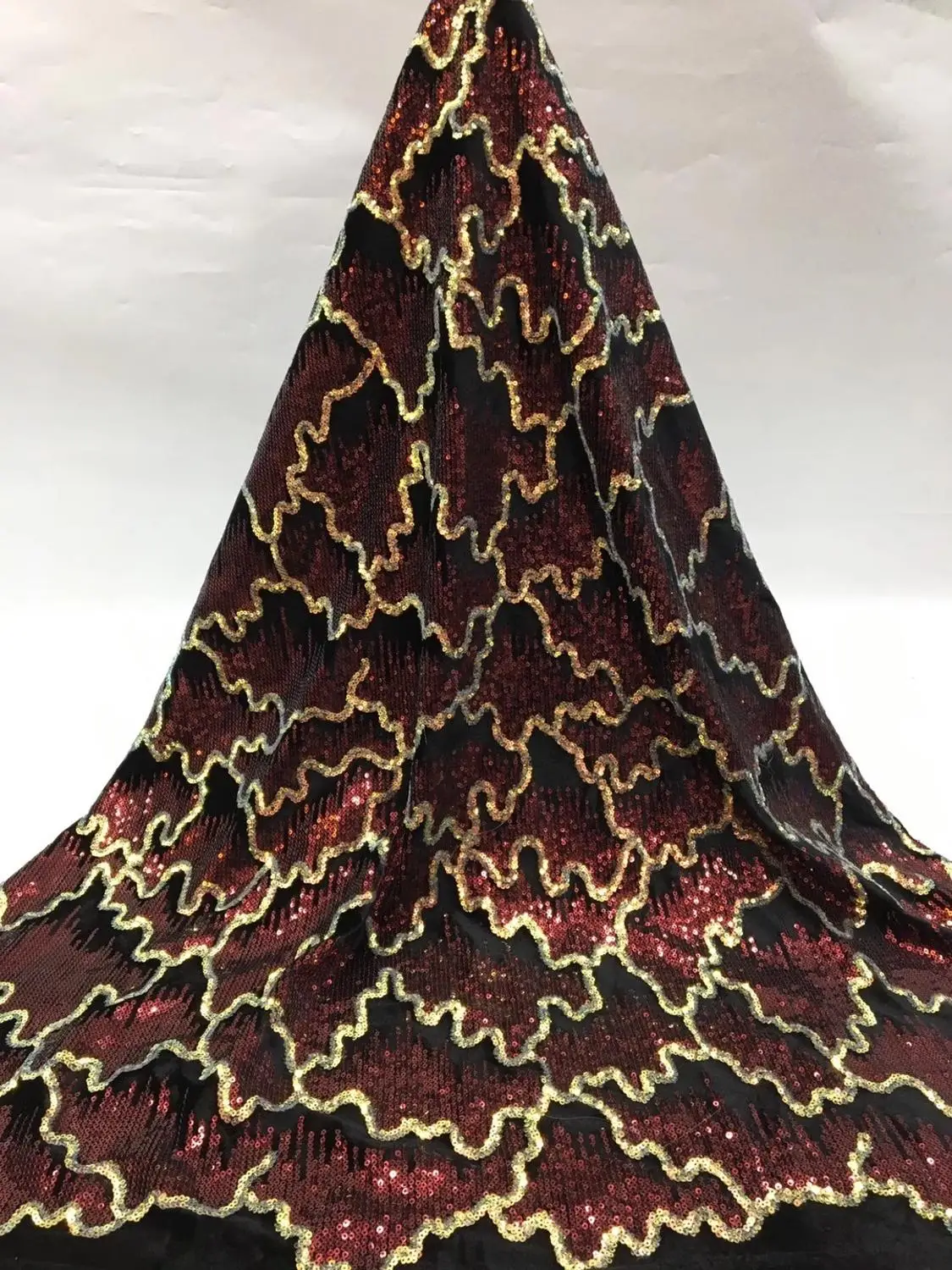 

(5yards/pc) high quality black red African velvet lace fabric soft with gorgeous sequins embroidery for attractive dress FSS224