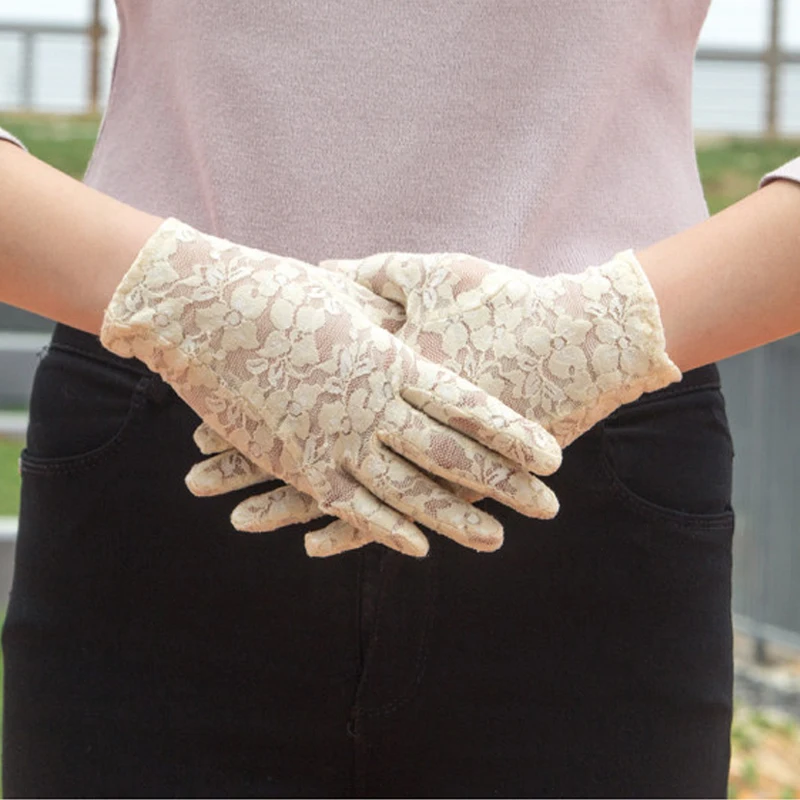 

1Pair Lace Gloves Fashion Party Sexy Dressy Gloves Women Lace Mittens Accessories Sunscreen Summer Full Finger Gloves