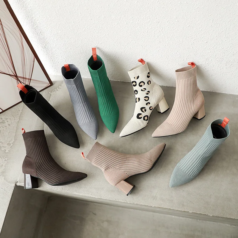 

Вязаные женские полуботинки на блочном каблуке с острым носком MS15