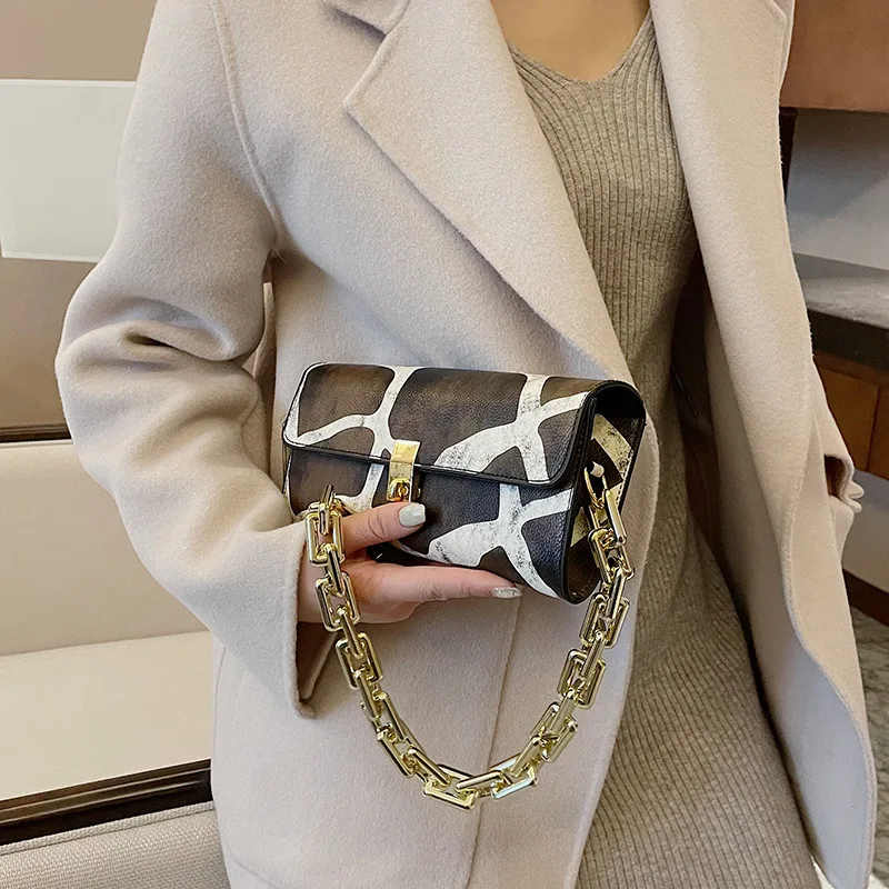 

New Luxury Small Leopard Boston Messenger Bags for Women Leather Handbags Patent Leather Shoulder Clutch Top Handle Bag