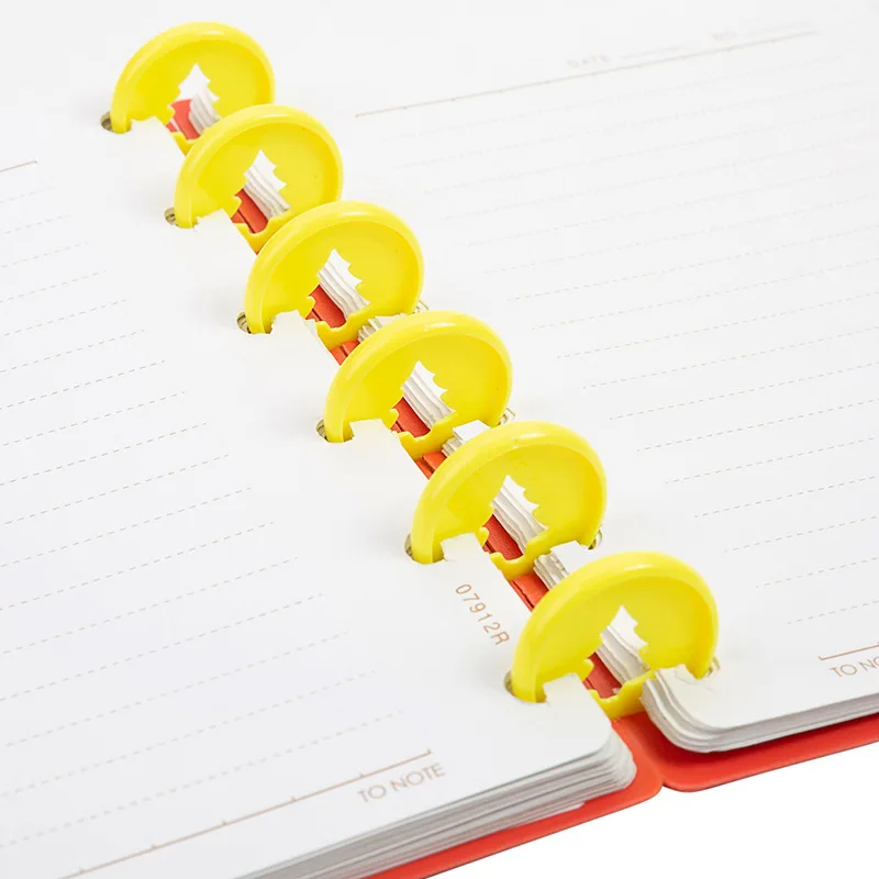 100 шт 24 мм Экологичная Рождественская елка записная книжка пластиковое связывающее кольцо DIY 360 градусов