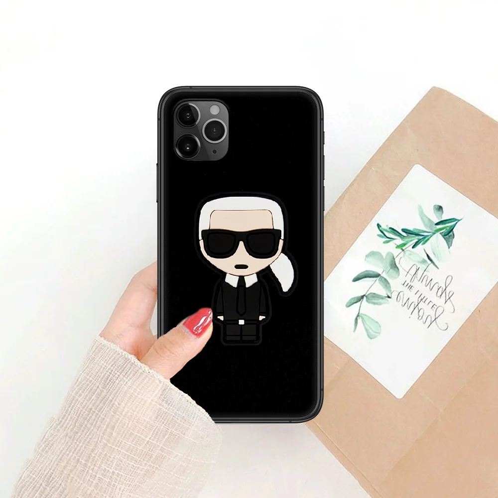 

famous designer Phone Case Cover Hull For iphone 5 5s se 2 6 6s 7 8 12 mini plus X XS XR 11 PRO MAX black pretty shell luxury