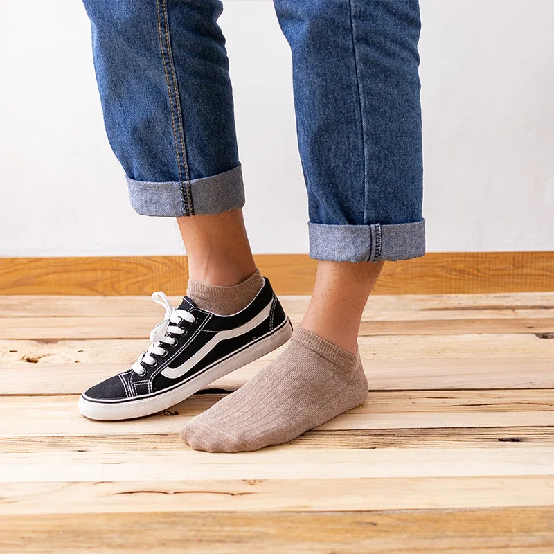 New autumn and winter socks men's solid color socks casual shallow mouth boat socks pure cotton comfortable breathable socks