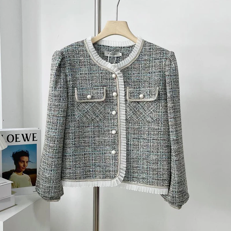 

Small fall sweet wind high-end pearl buttons color woven agaric edge round collar short coat