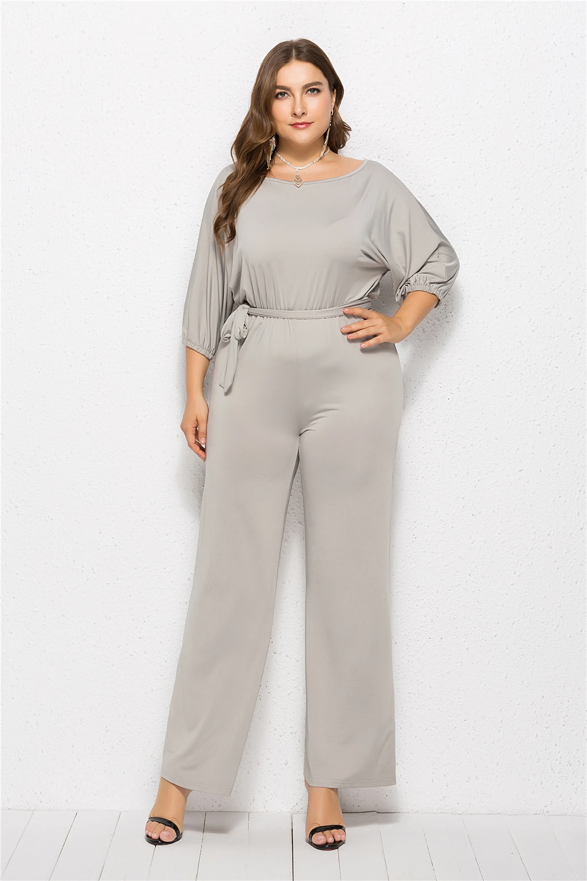 Европейская и американская версия сексуального модного благородного