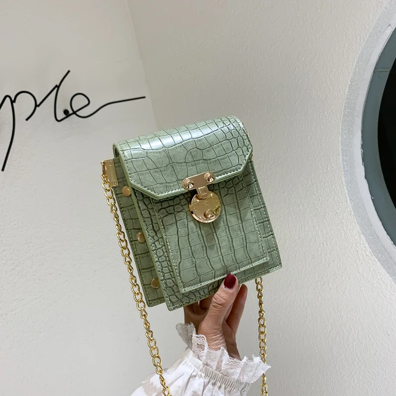 

Модная миниатюрная сумка-конверт с крокодиловым узором, сумки на плечо из искусственной кожи для женщин, роскошная дизайнерская Женская дорожная сумка для сотового телефона с цепочкой 2021