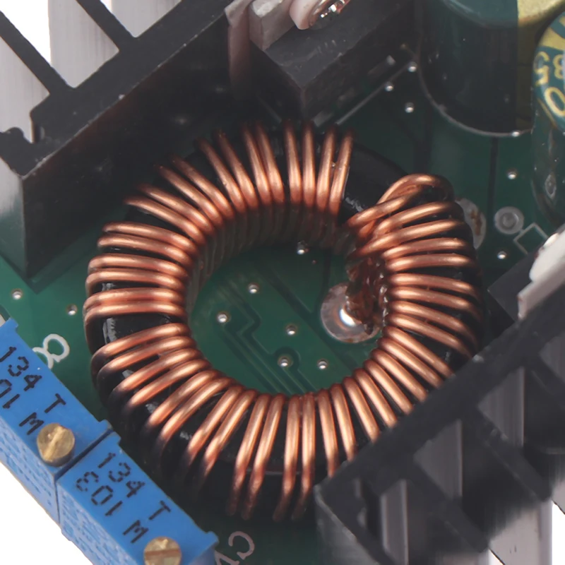 

Adjustable 0.2- 10A 300W Step Down Buck Converter 7-32V To 0.8-28V Power Supply Module LED Driver