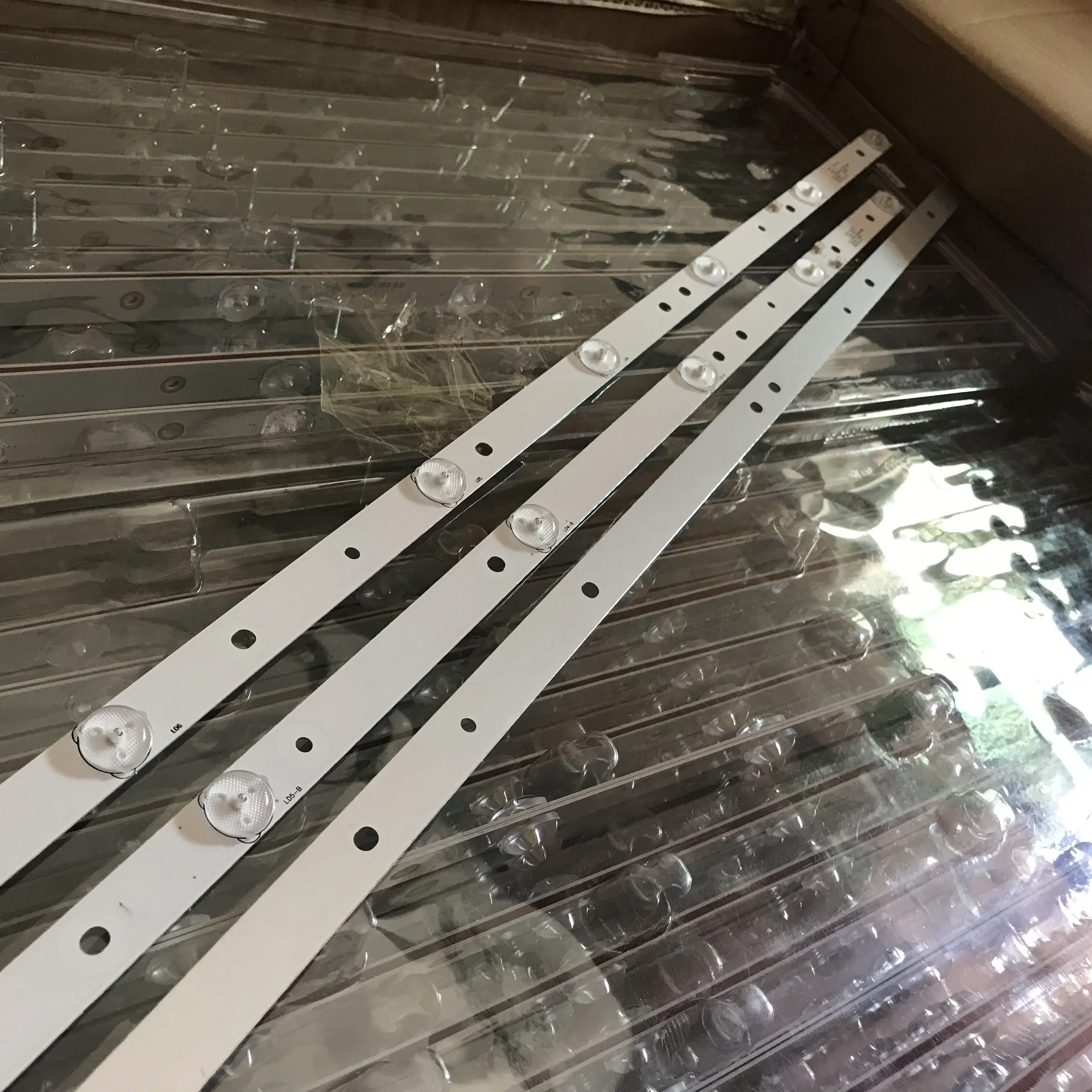 Светодиодная подсветка для светодиодной ленты 39C310A|Светодиодные панели| |