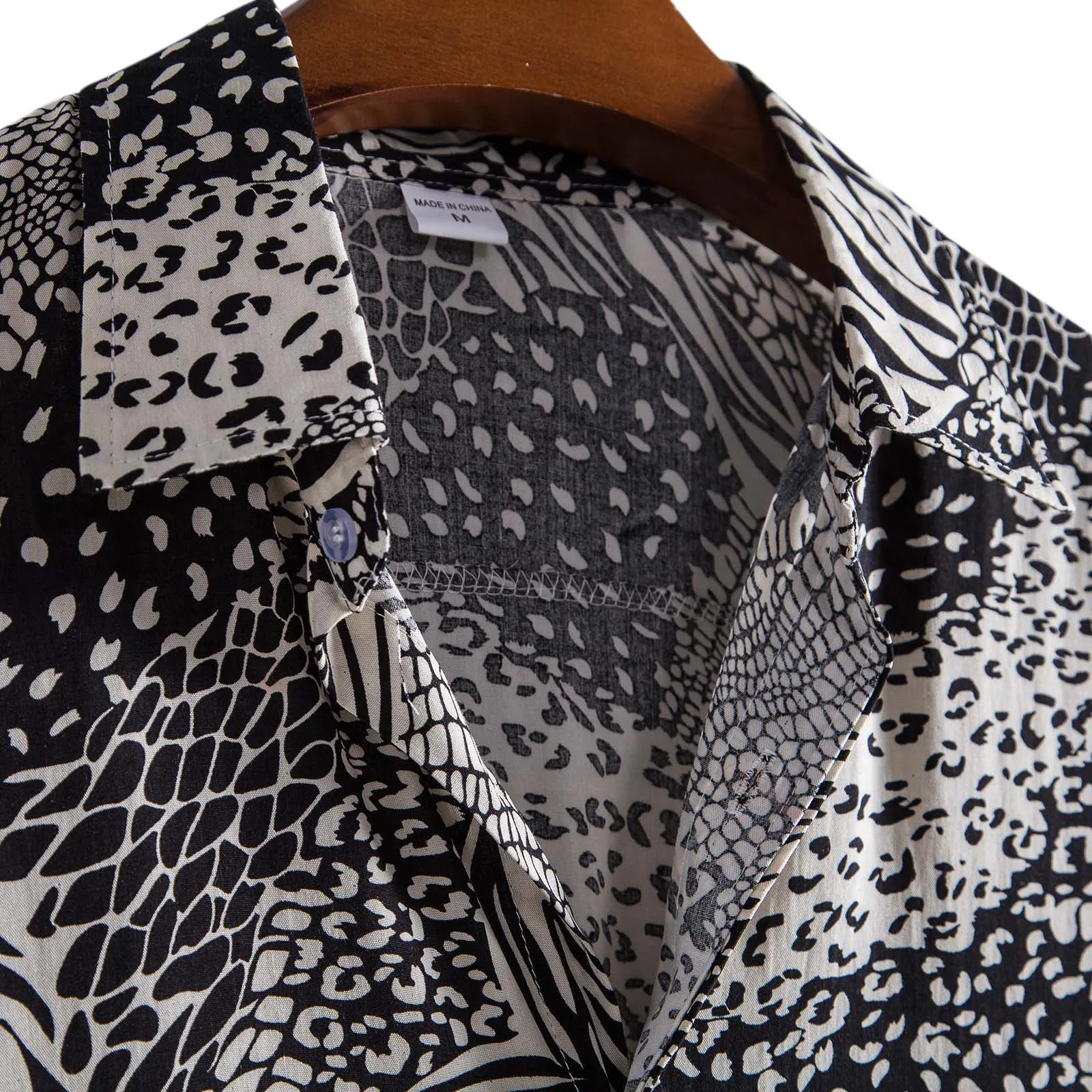 

Men's Shirt Casual Color Print Short Sleeve Button Turn-down Collar Shirt Blouse High Quality Men Beach Shirt 2021