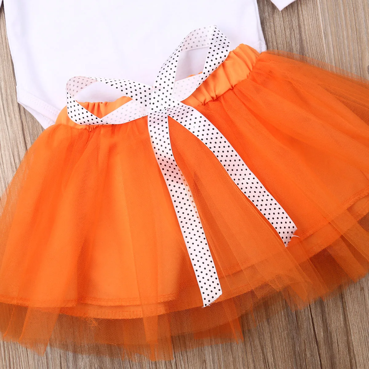 2 шт. детский белый комбинезон с длинным рукавом + Оранжевая Кружевная юбка пачка