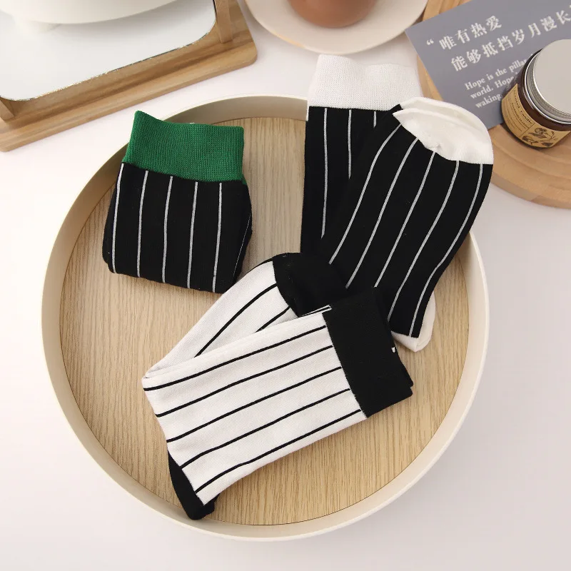 

Quality Hand-Sewn Autumn Winter Long Socks Men Women Cotton Socks White Black Stripes Adult Tube Mens Socks Wholesale