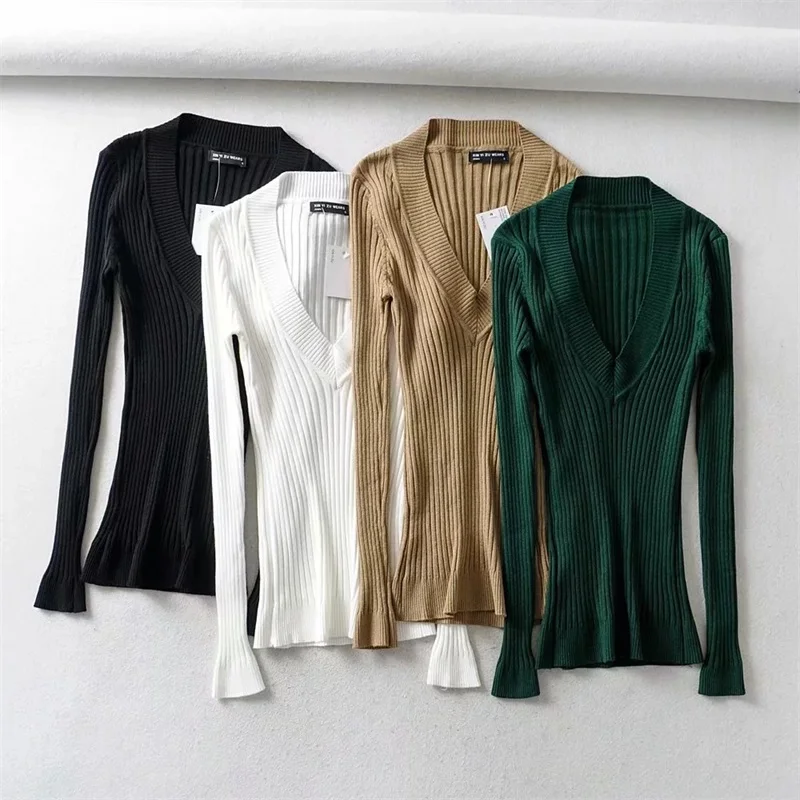 Женский трикотажный джемпер с глубоким V-образным вырезом | Женская одежда