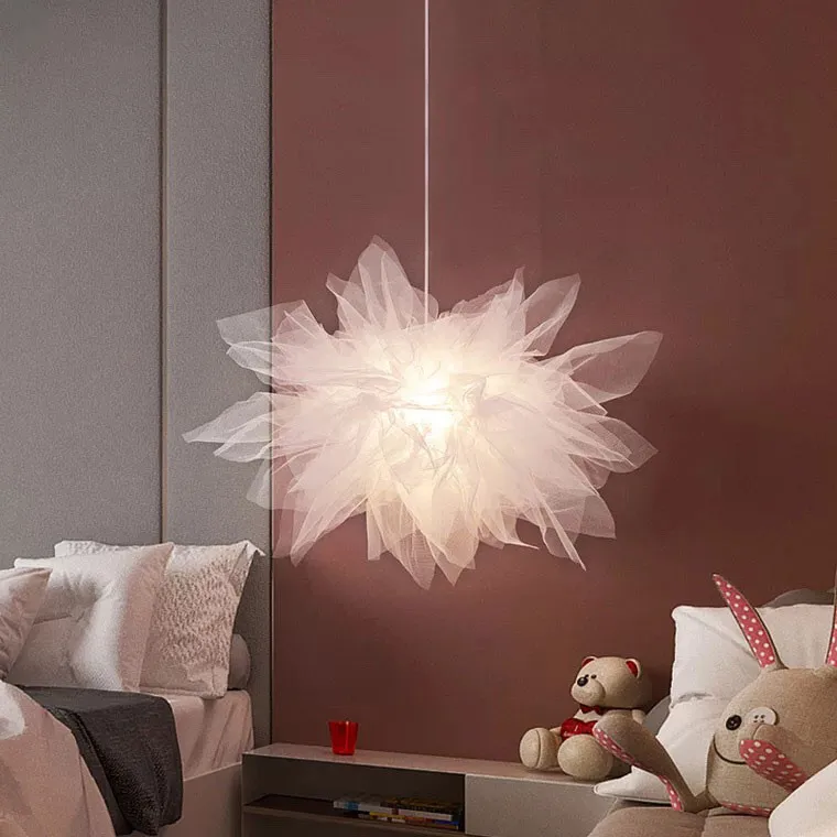 Спальня Скандинавское освещение теплая индивидуальная романтическая одежда