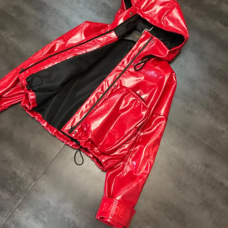 Модная глянцевая женская куртка из искусственной кожи с капюшоном дизайнерская