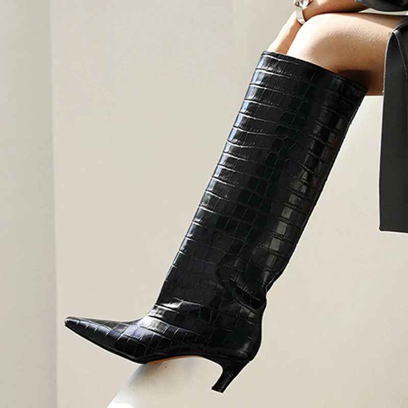 

Модная женская обувь Arden Furtado 2021, элегантные женские сапоги, слипоны на среднем каблуке, сапоги с толстыми ногами, коричневые сапоги до колен...