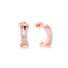 Женские серьги-кольца с блестящими и полированными линиями