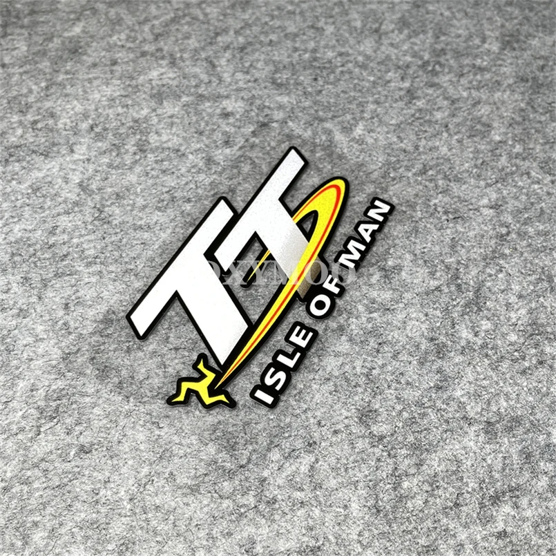 

Наклейки на мотошлем или гоночный велосипед