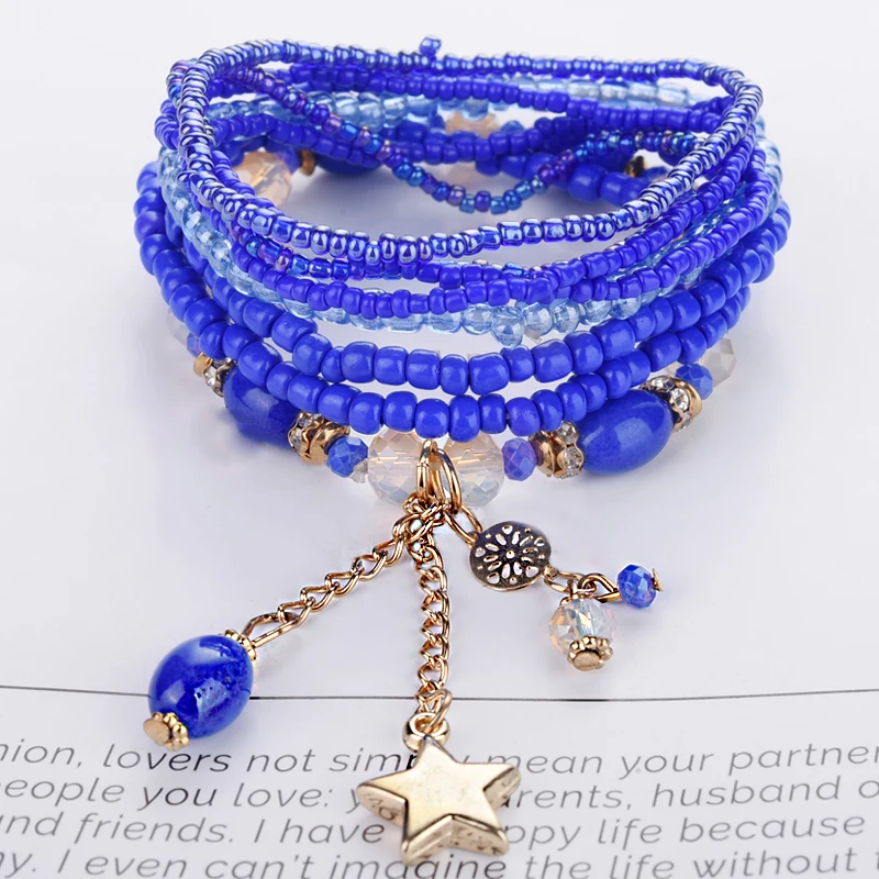 Женский браслет с кисточками в богемном стиле подвеской из бусин и кристаллов |