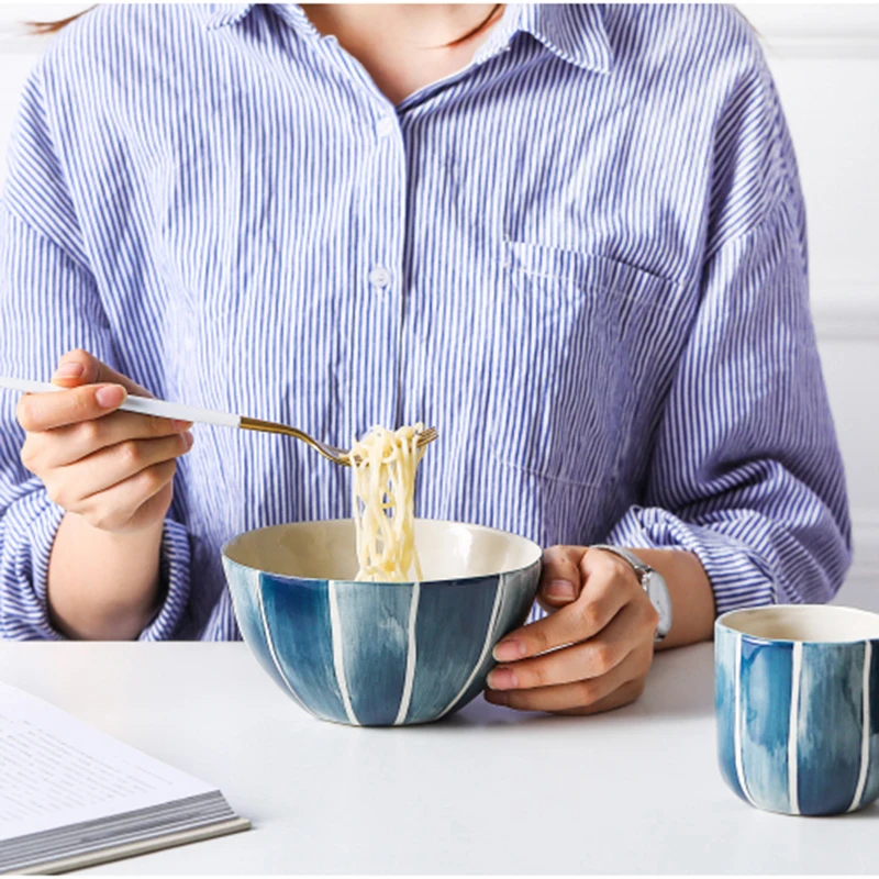 1 шт фарфоровые посуды с синими полосотными рисунками тарелка длиная чашка