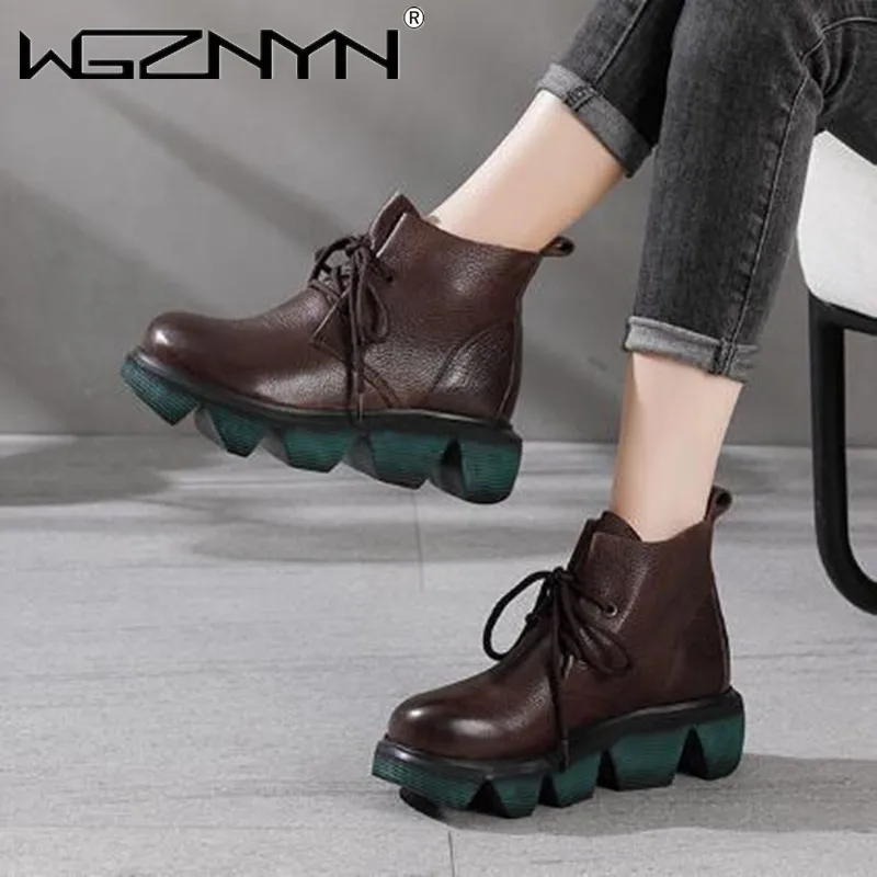 

Новинка женские короткие кожаные ботинки на толстой подошве осень-зима 2021 ретро этнические сапоги для верховой езды с круглым носком мелоч...