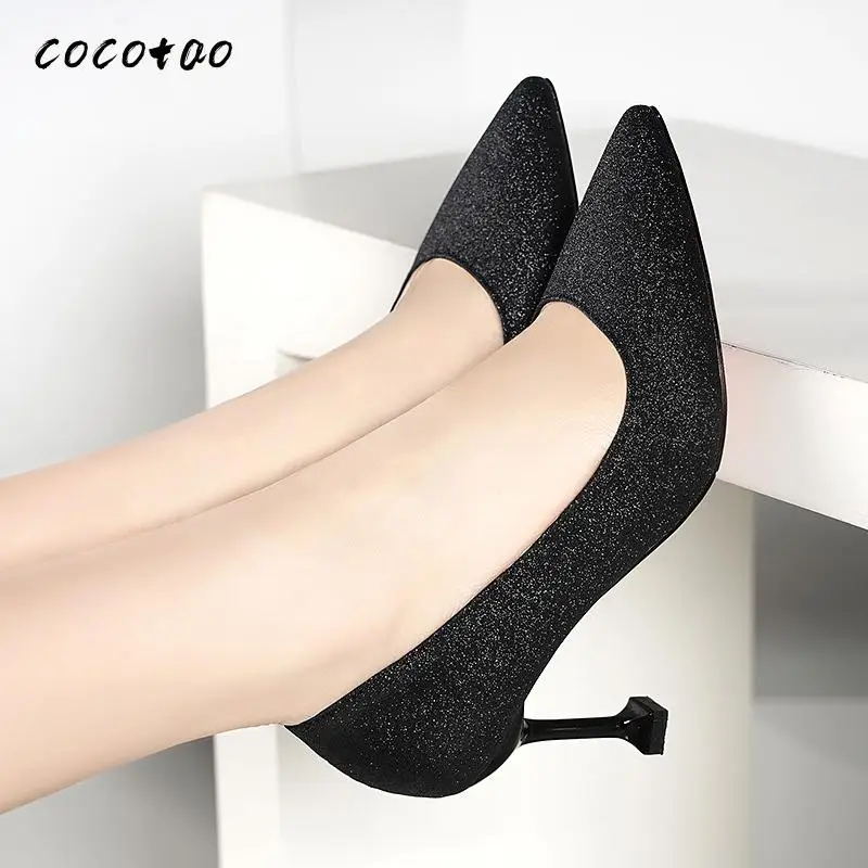 Весна-Осень 2020 новые женские туфли на высоком тонком каблуке серебристого цвета