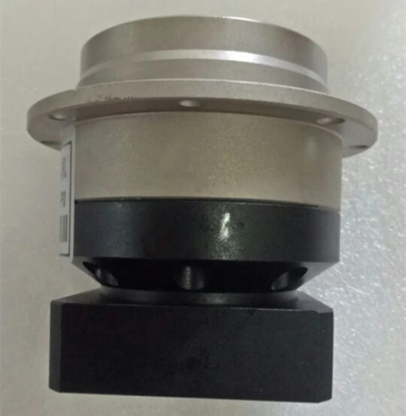 Планетарный редуктор с фланцевым выходом 5 arcmin 2 ступенчатый коэффициент 20:1 до 100:1