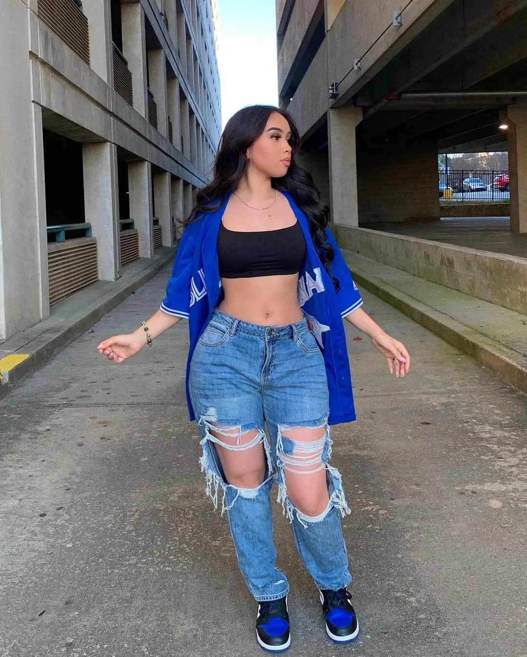 Джинсы бойфренды Модные свободные рваные прямые джинсовые брюки с дырками для