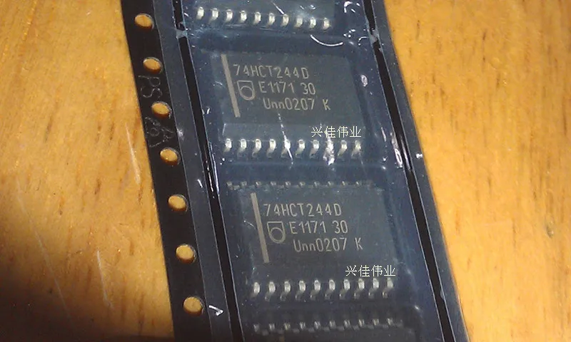 

Модель 74HCT244 74HCT244D