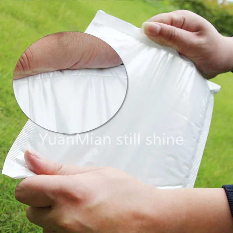 

Bubble envelope bag White bubble PolyMailer self-sealing mailing bag lined with magazine lined mail thickened envelope