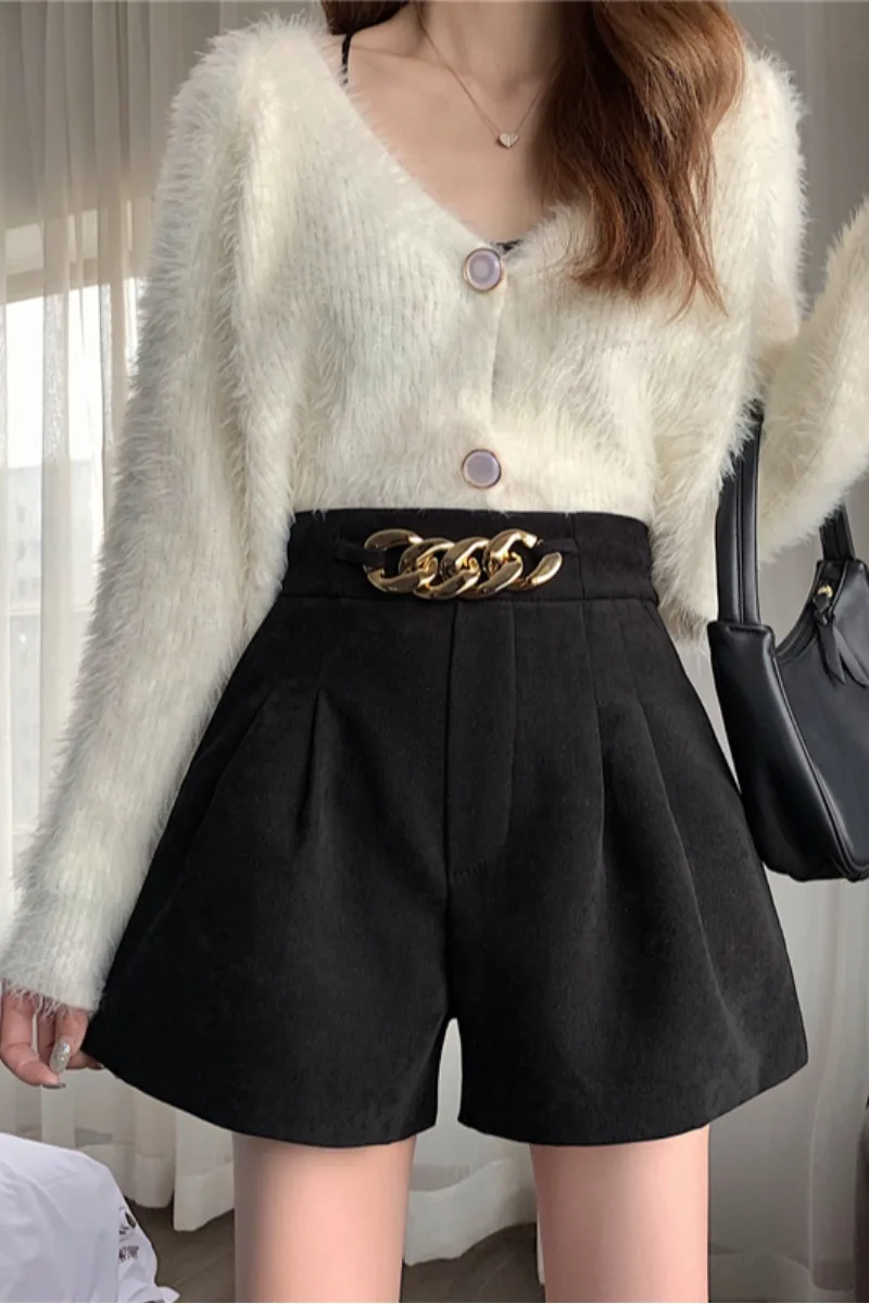 

Net Red And Black Women's Autumn And Winter New High Waist Casual Woolen Shorts Loose Wide Leg Versatile Suit