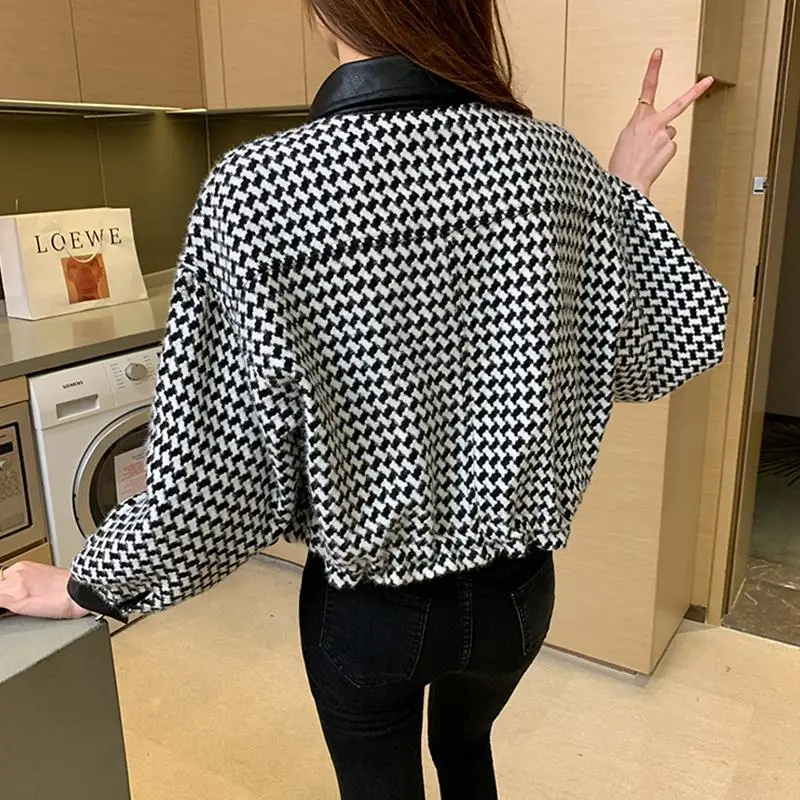 

Houndstooth jacket women short small fragrance style 2021 new autumn and winter Korean loose stitching small wild jacket