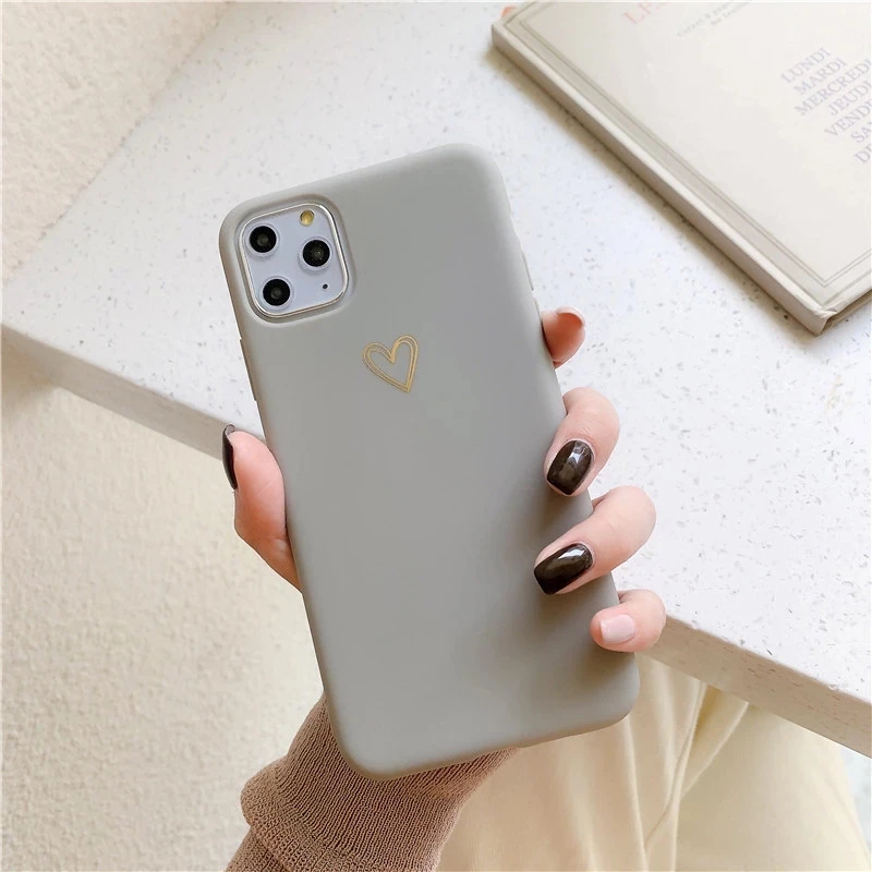 Simple Gold Love Heart Phone Case For iPhone 13 12 11 Pro Max XS Max XR X 7 8 Plus SE2020 12Mini Solid Color Soft TPU Back Cover