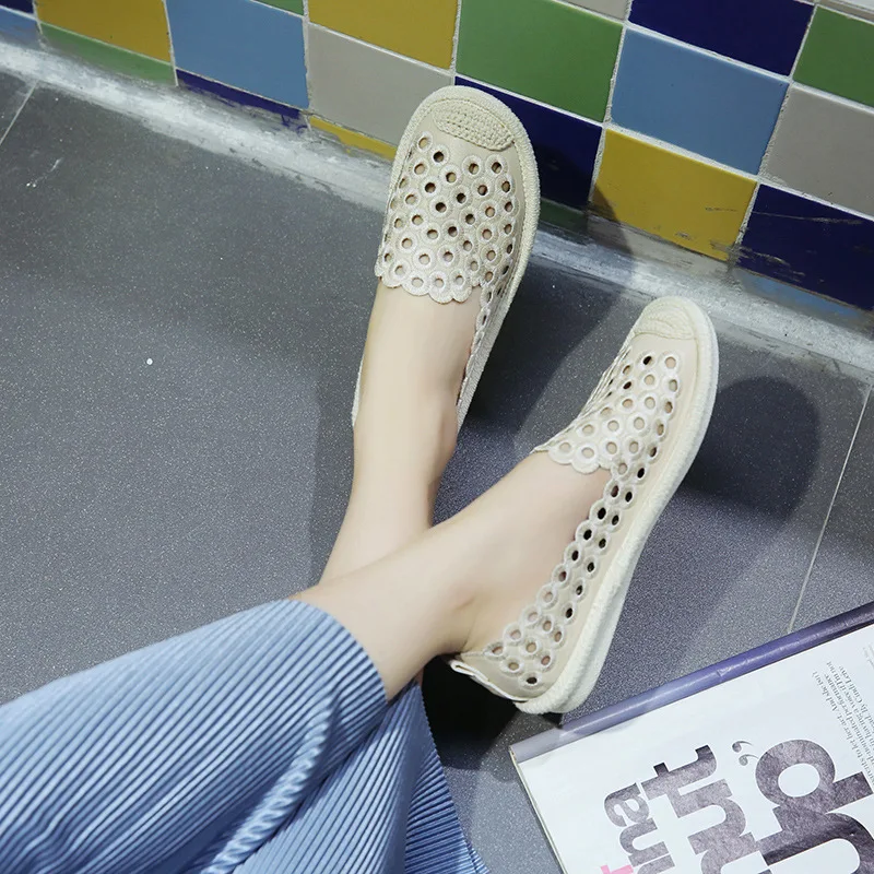 Женская обувь коллекция 2019 года туфли на плоской подошве Новинка летняя дышащая