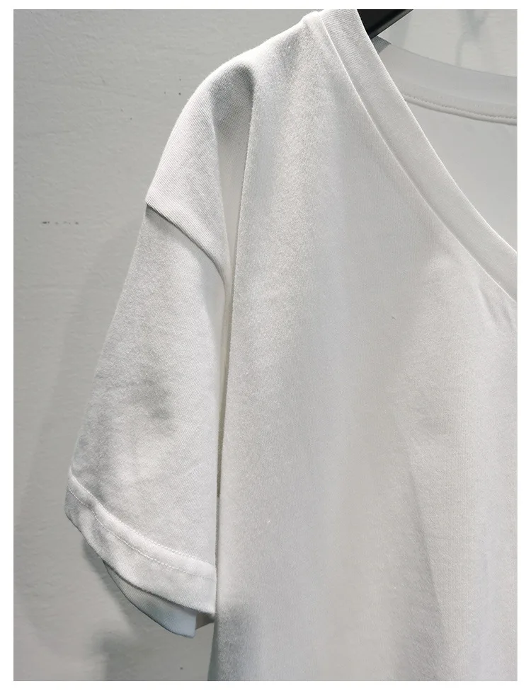 

High Quality Niche Design Spring and Summer New Wild Peach Heart V-neck Cotton Loose Short-sleeved Wild T-shirt for Women