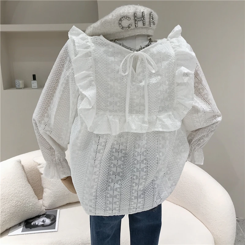 

Women's Spring Summer 2021 Fashion lace blouse hollow-out loose cover meat flounces all-match bubble sleeve white shirt