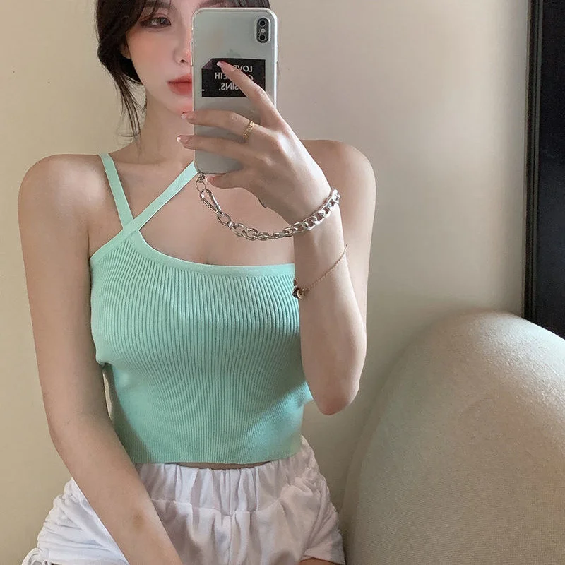 

The new sexy short short camisole women's summer fashion design sense wrapped chest bottoming casual top knit