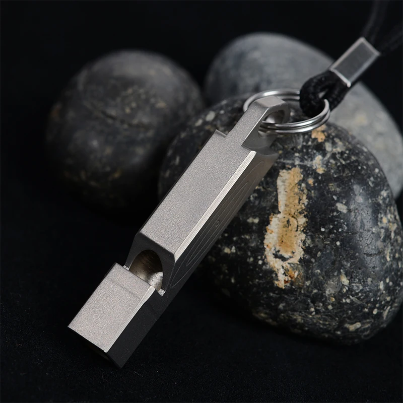 

Mini Titanium Alloy Portable 150db Double Pipe High Decibel Outdoor Camping Hiking Survival Whistle Double-frequency Emergency