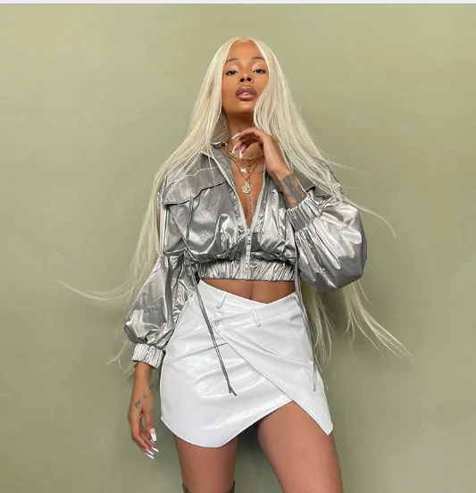 

2021 короткая куртка на молнии с отворотом и лентой, серебристая блестящая повседневная блестящая уличная мода