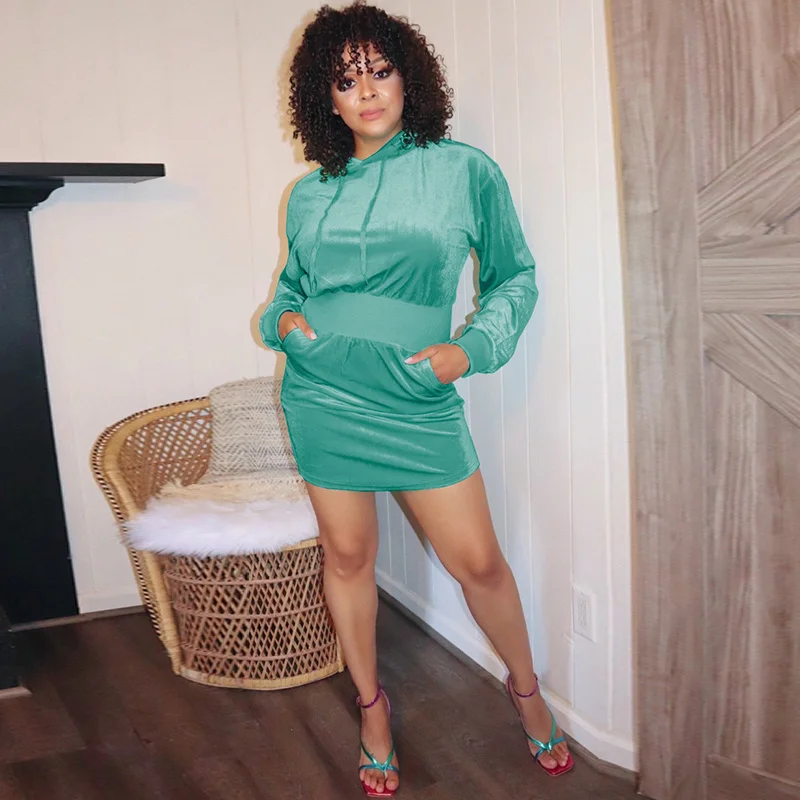 

New Chic Velvet Slim Waist Mini Dresses Autumn Long Sleeve Hooded Pockets Skinny Dress Party Club Wear Outfits Fashion Vestidos