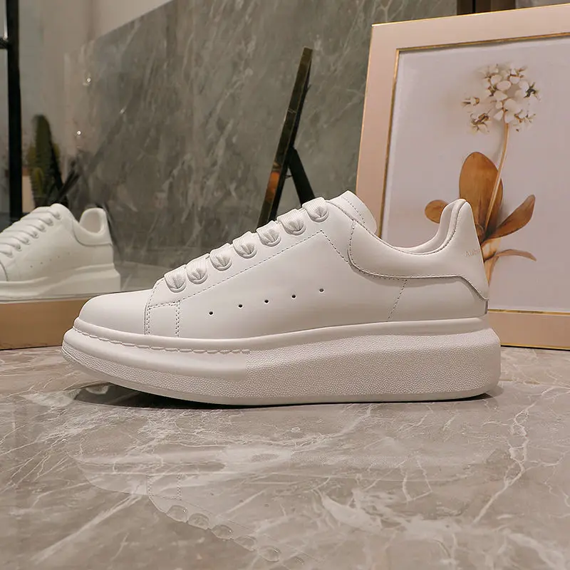 

White Sneakers Men Skateboard Shoes Pring Brand Spring Designer Wedges Platform Tenis Feminino Trainers Mcqueens Male zapatillas