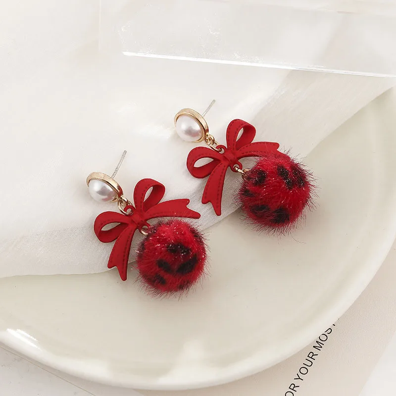

Bow Leopard Earrings All-match Fashion Earrings Temperament Pearl Bow Earrings Elegant Popular Jewelry