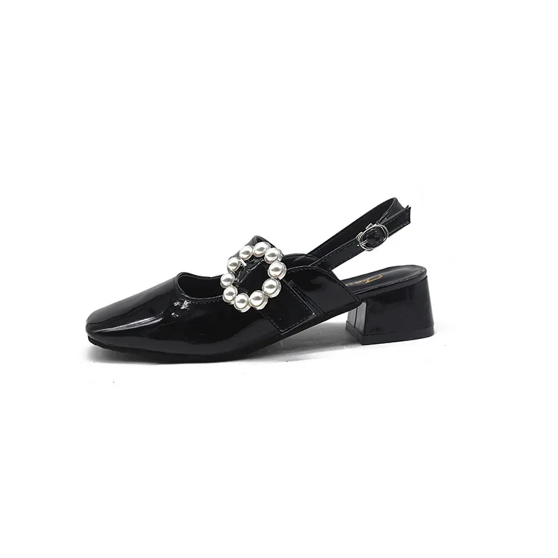 Женские сандалии с закрытым квадратным носком на толстом высоком каблуке | Обувь